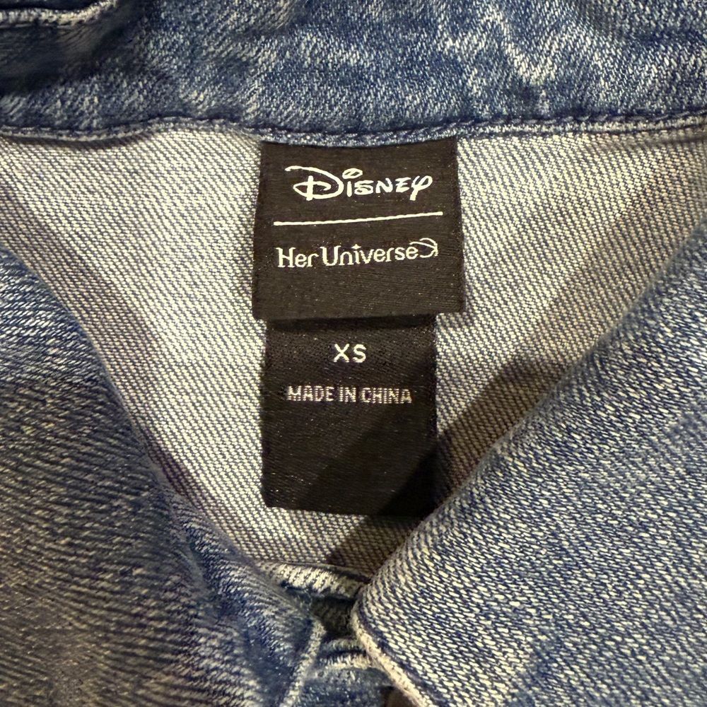 Disney Parks Her Universe Mickey Mouse Jean Jacket Women’s Sz XS - Picture 6 of 6